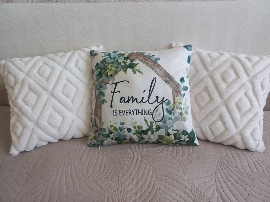 Подушки декоративные разные