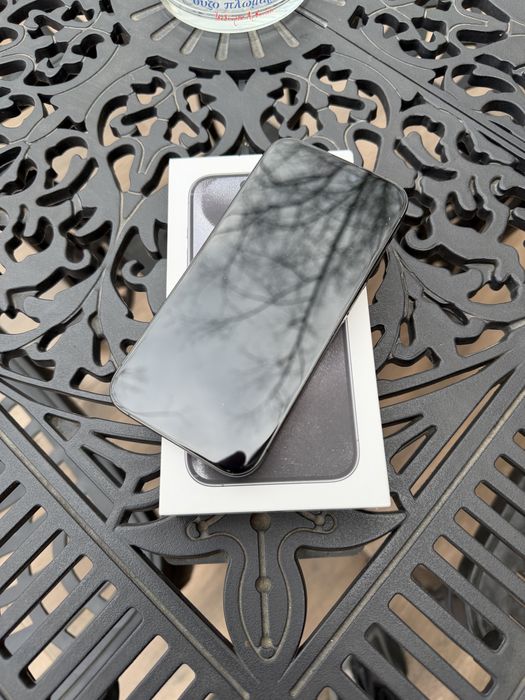 iPhone 15 pro 256gb eSim