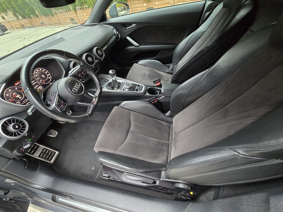 Audi TT Speedster Cabrio S-line, 2.0 TDI, 190 CP, An 2017 impecabil  !!