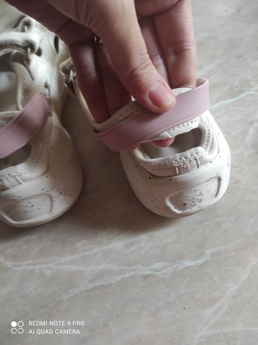 Адидас маратонки-20лв.+обувки