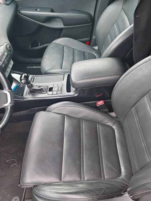 Kia Sorento 7 locuri