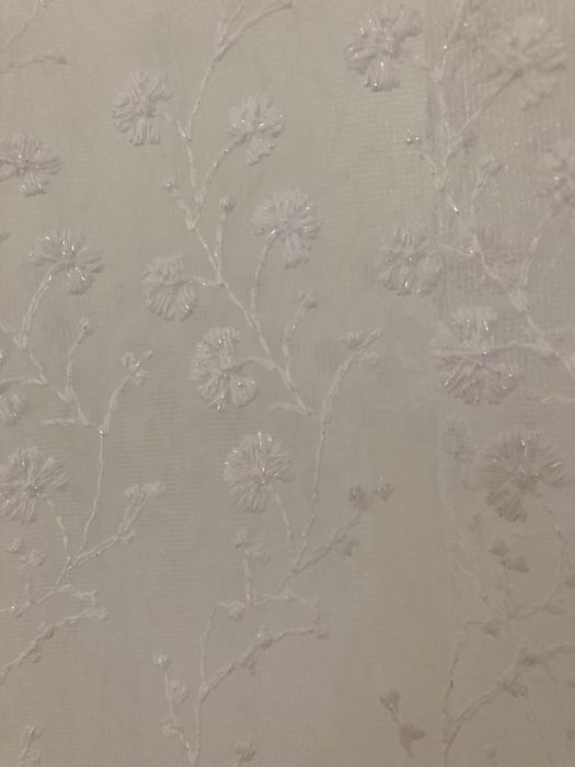 Продаю белые шторы