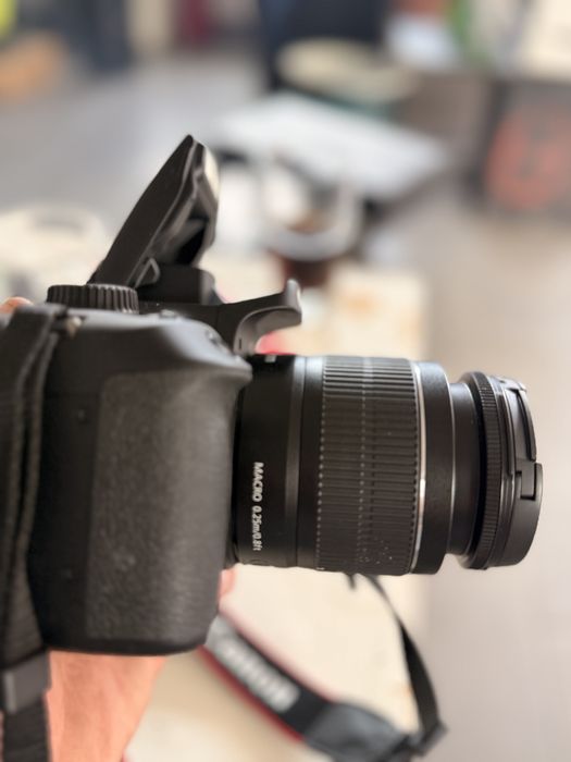 Canon Eos 4000d