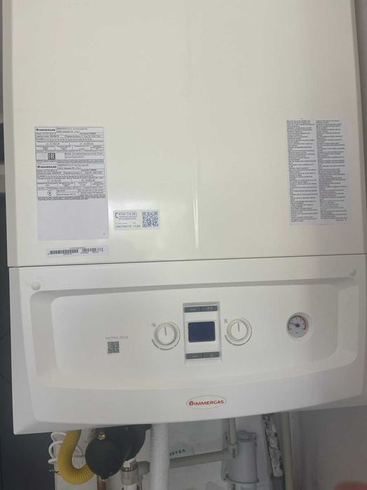 Газов котел victrix zeus 32. Нов,неизползван и без забележки. 3500 лв.