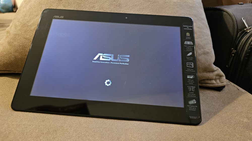 Таблет ASUS MeMo Pad Smart ME301T