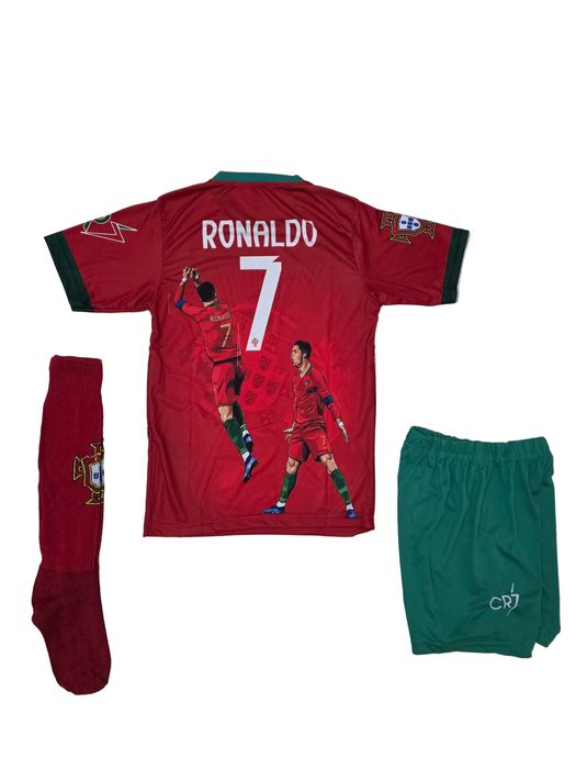 Футболна Фигурка Реал Мадрид Роналдо Cr7 2026 Ново 20см Детска играчка с екип в бяло