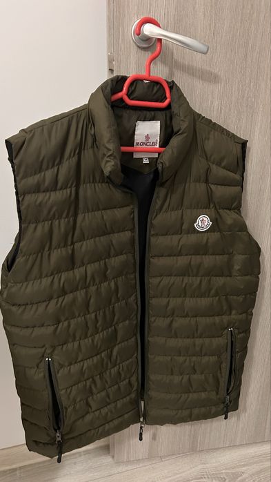 Vesta Moncler barbati