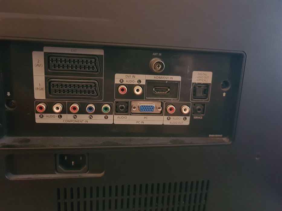 Телевизор Samsung 37 инча