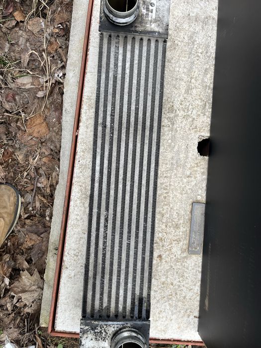 интеркулер е60 535d  286 кс оригинален