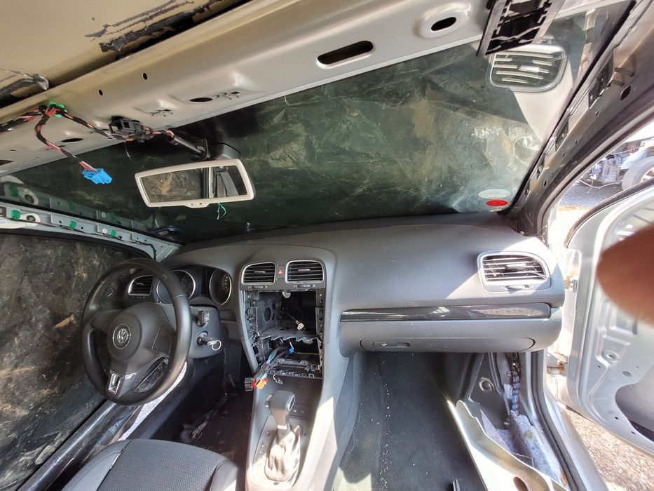 Bara spate,stopuri Golf 6 hatchback, scaune