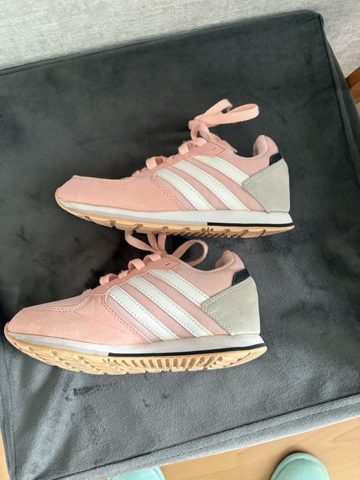 Маратонки адидас, непромокаеми обувки New feel Decatlon