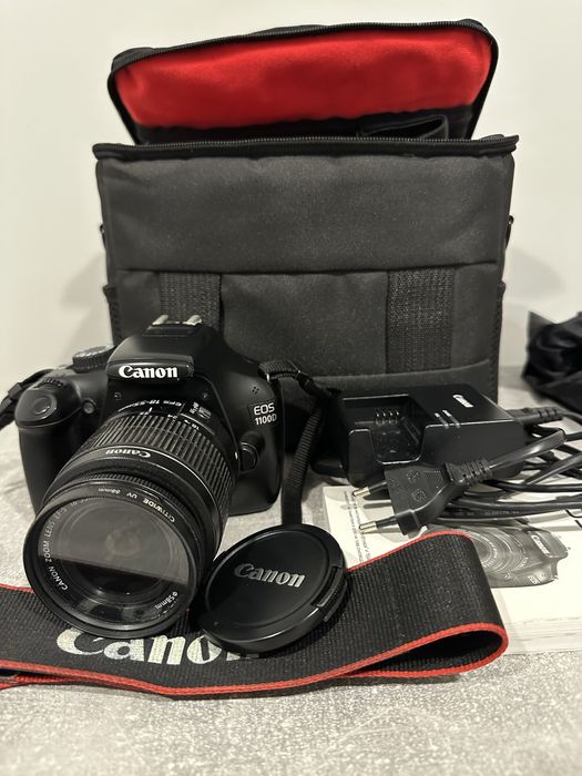 Фотоапарат Canon EOS 1100D