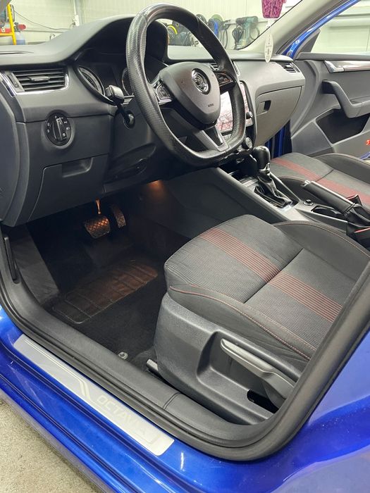 Skoda Octavia 4x4 DSG RS 184CP