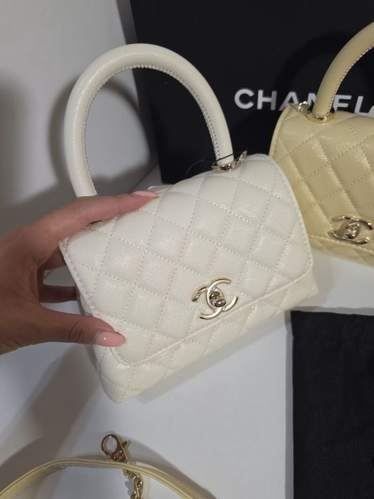 Дамска чантa Chanel Coco Handle small 20C