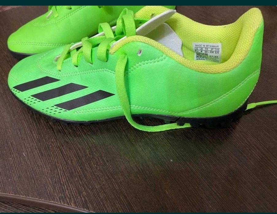 Продаю сороконожки.