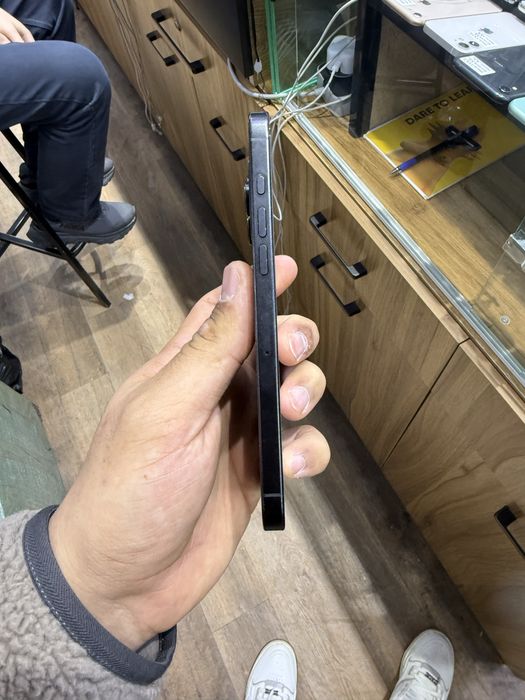 Iphone 16 pro max 94%