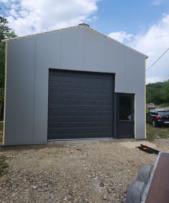 Usa de garaj/ usi secționale/ usi rezidențiale/ usi tip rulou / usa