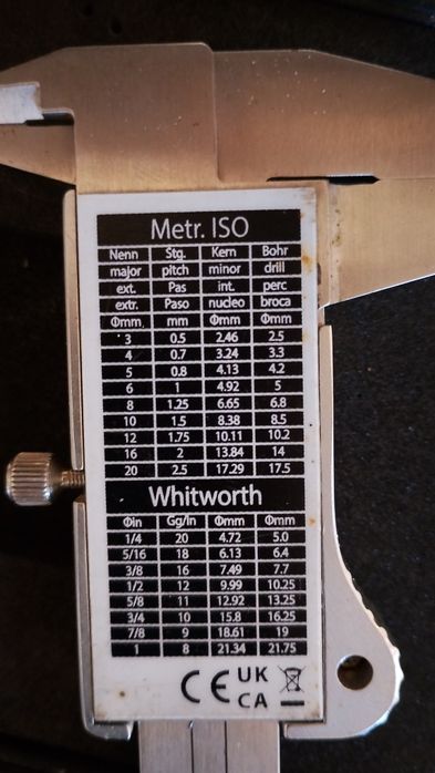 Vând șubler digital