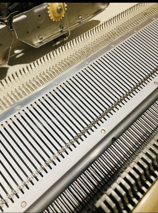 Вязальная машина Silver Reed SK 325