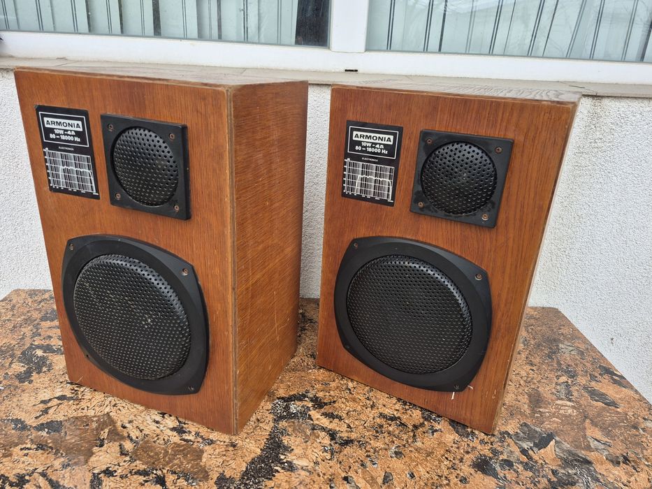 Vând set Boxe Electronica marca Armonia,model 10w,Fabricate in România