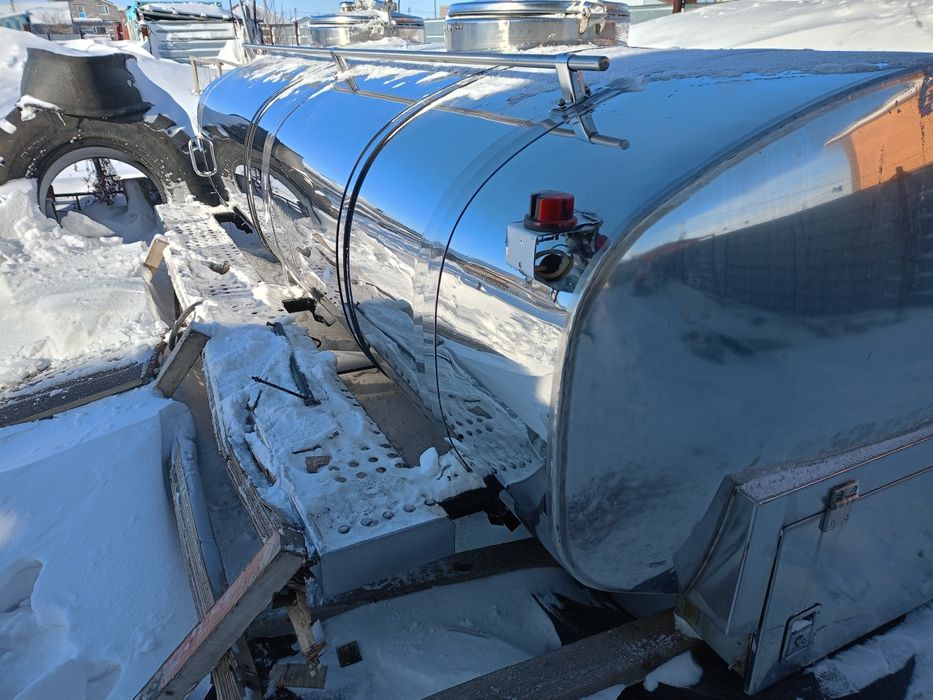 Продам цестерну бочку