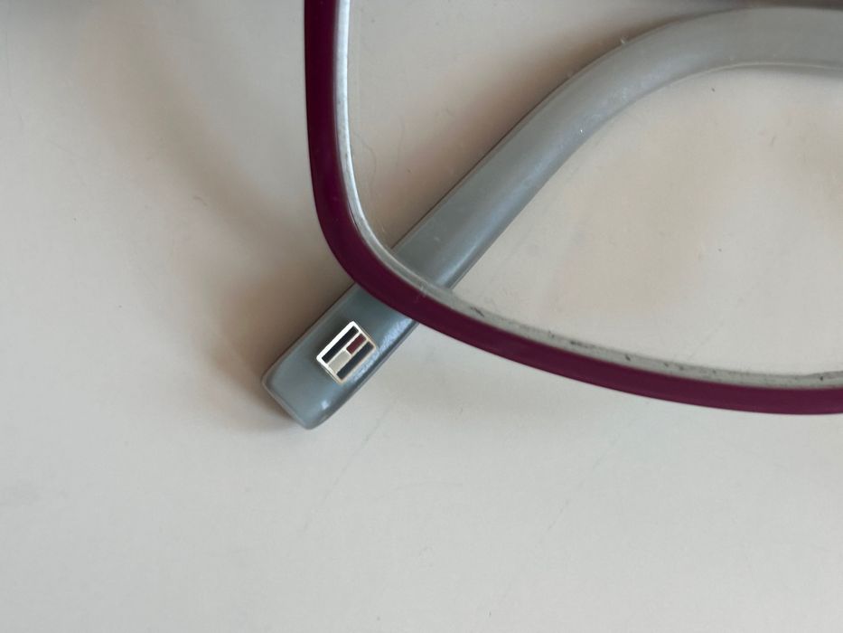 Tommy Hilfiger диоптрични рамки за очила