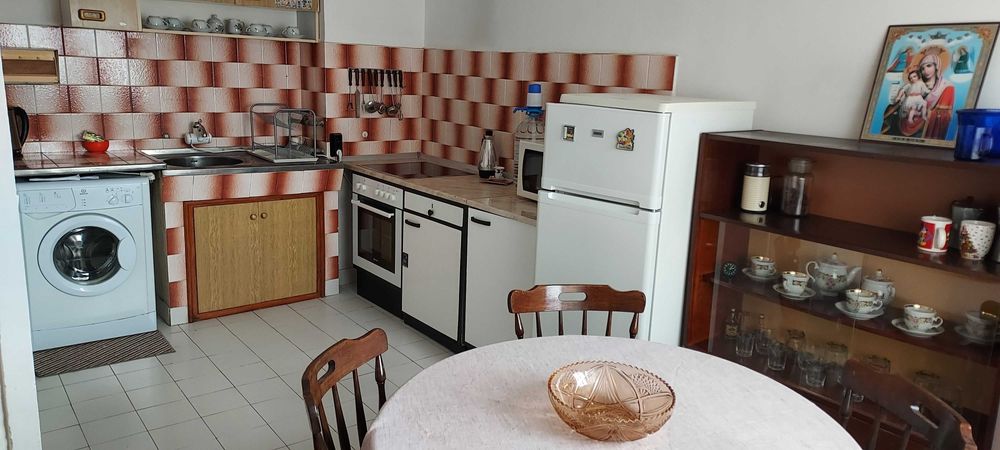 Дава се под наем Тристаен апартамент в Габрово, Център - 75 кв.м за 193.8 € - Снимка #5