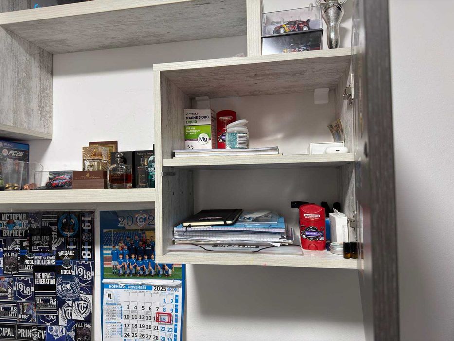 Легла 2бр./Шкаф 2бр./Бюро/Полица/Портманто