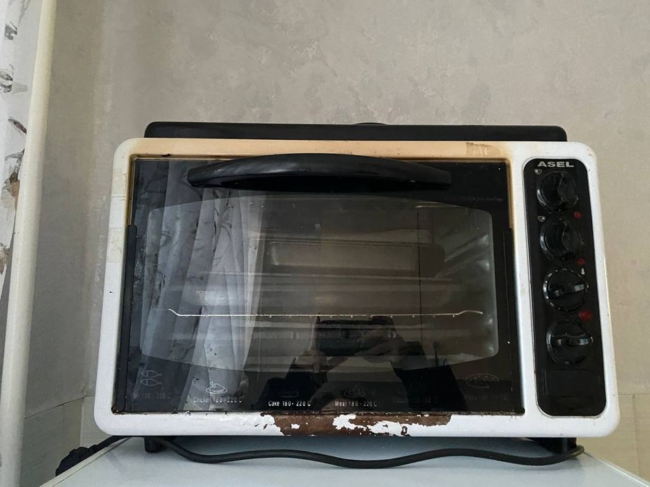 Кухонная духовка, плита