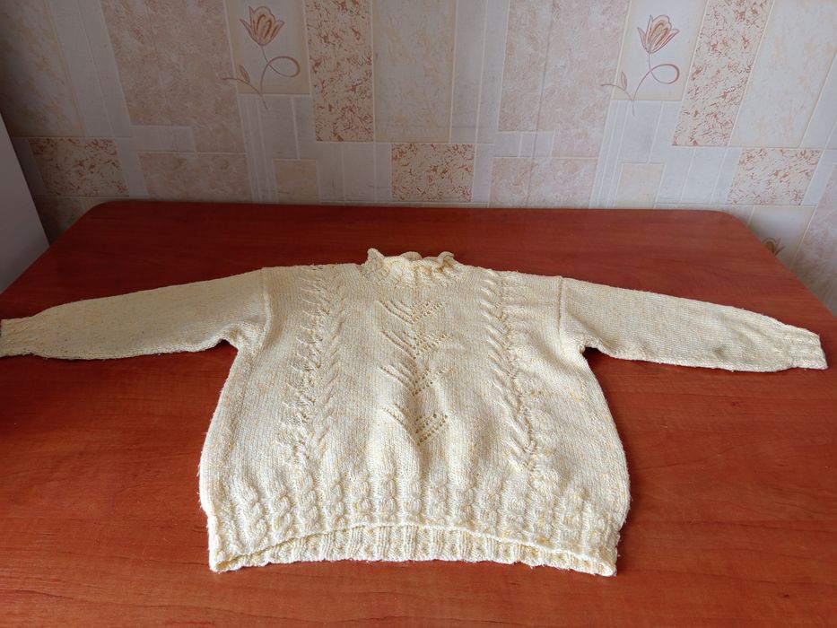 Детский теплый свитер