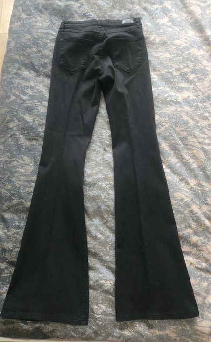 Чисто нови дънки Lefon