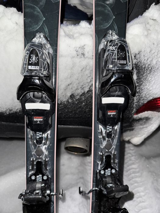 Продам горные лыжи