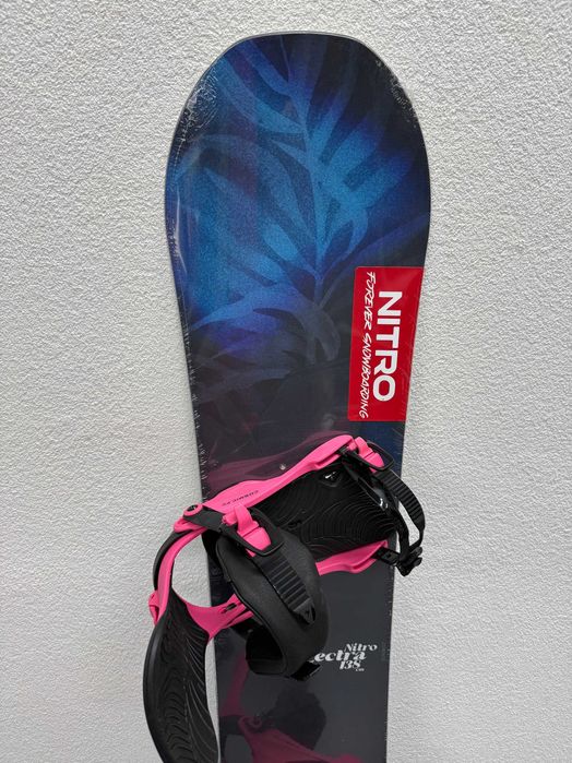 placa noua snowboard nitro lectra L138cm