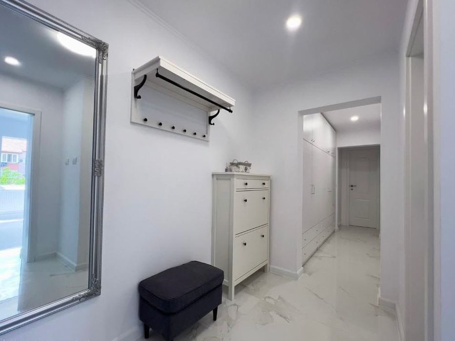 Apartament 3 camere de inchiriat 600€