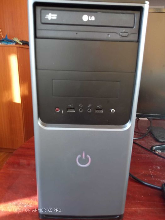Vand Unitate PC noua la cutie pret 400 lei