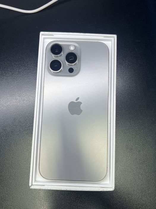 iPhone 15 Pro Max 256GB LLA