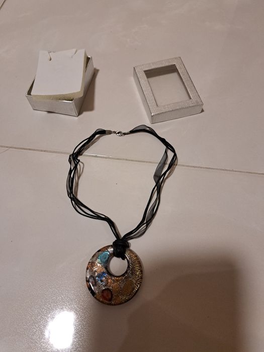 Дамско     колие