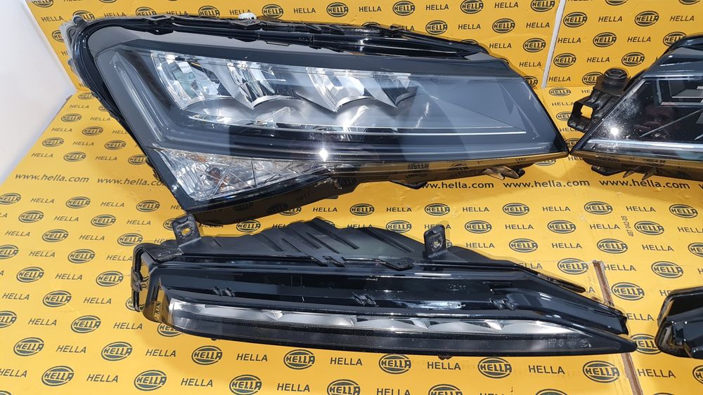 Set far faruri full led proiector calculator Skoda Superb 3 facelift