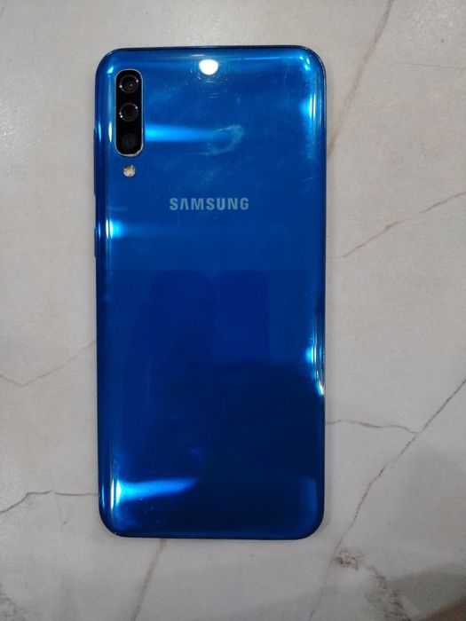 Samsung a50 64 гб