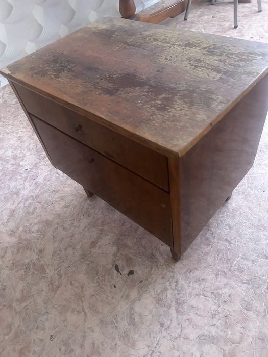 Продам тумбочки деревянные