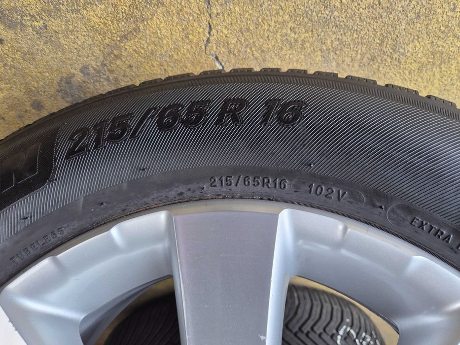 4 ROTI Jante + Anvelope 4Seasons ALLSEASONS - 215/65/16 - 5x112 - OEM VW TIGUAN / AUDI Q3 - Michelin CrossClimate