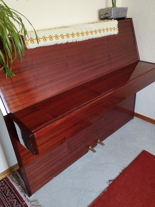 Фортепиано Рига продам