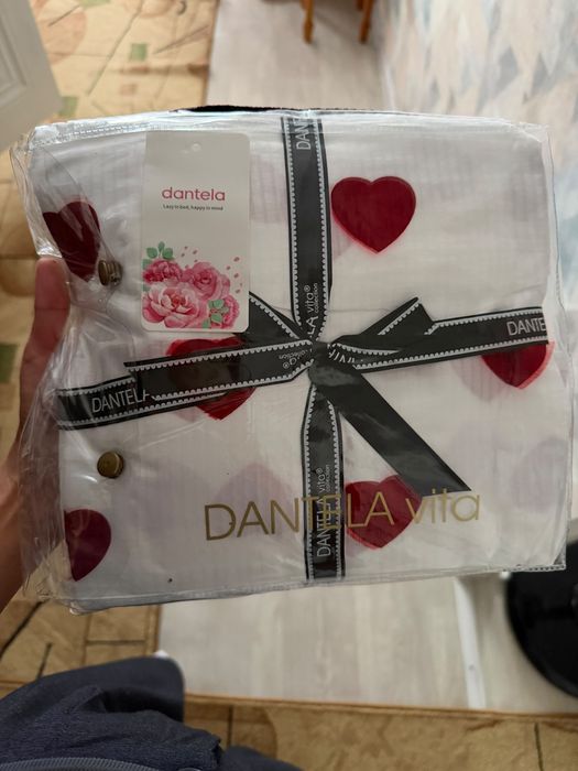 Продам постельное белье 1,5 Dantela