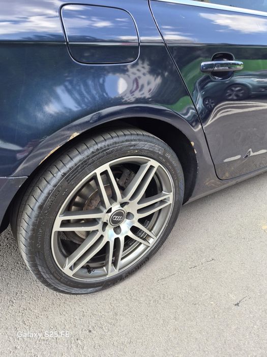 Vand AUDI A4 B8 2009