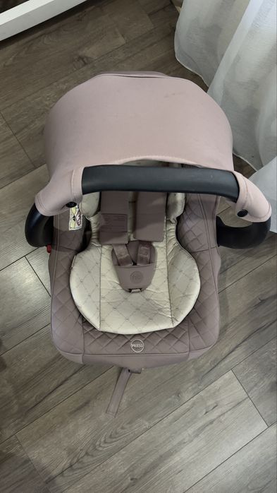 Продам Автолюльку Happy Baby