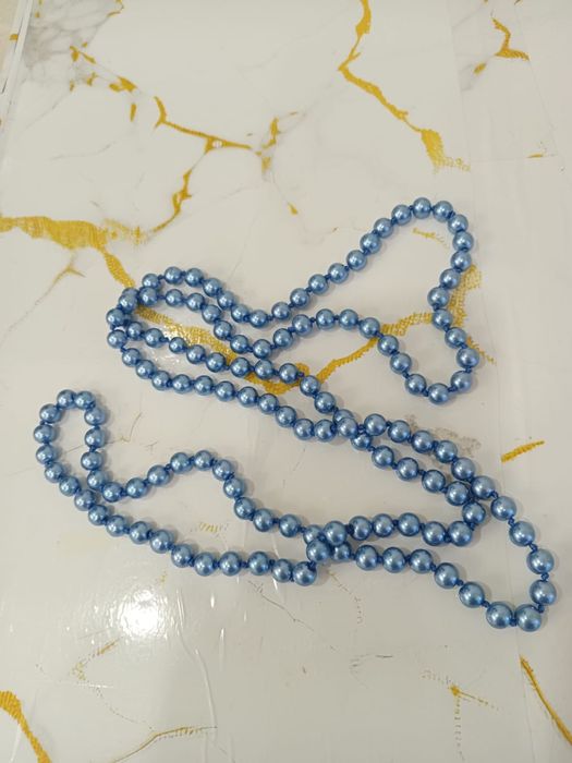 Продам бусы в хорошем состоянии