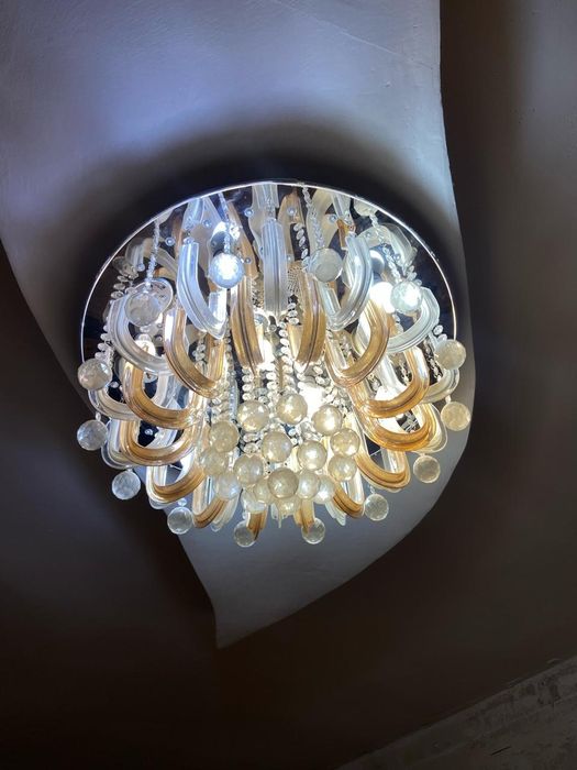 Люстра для гостиной