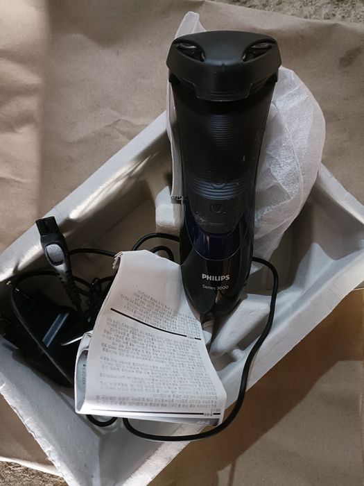 Vând apart de ras, și accesorii pentru mașină de spălat