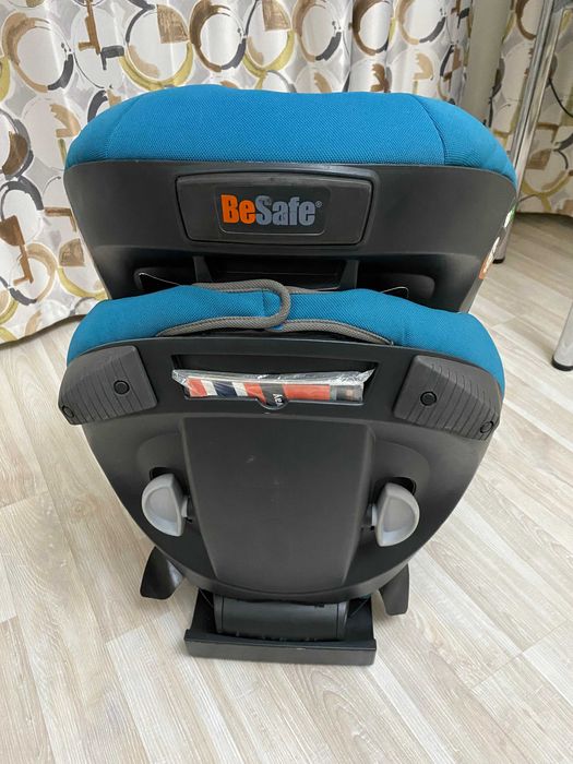 Детское автокресло