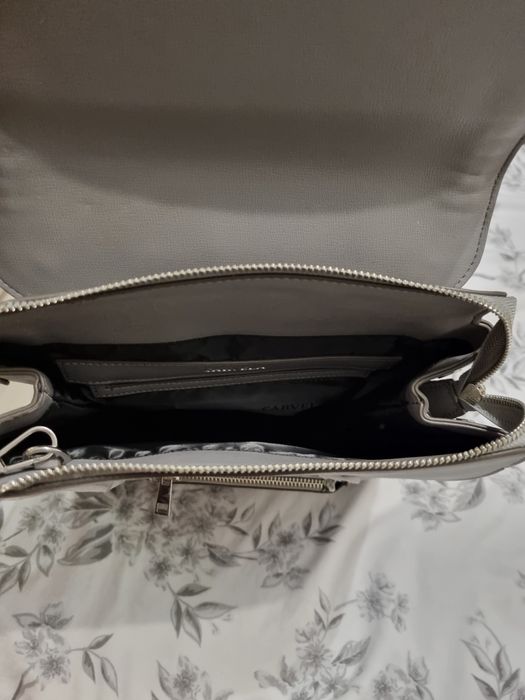 Еко Раница Carvela с несесер